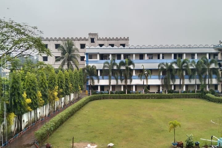 Rashbehari College of Education campus in Rajsahar, West Bengal, India — photo 1