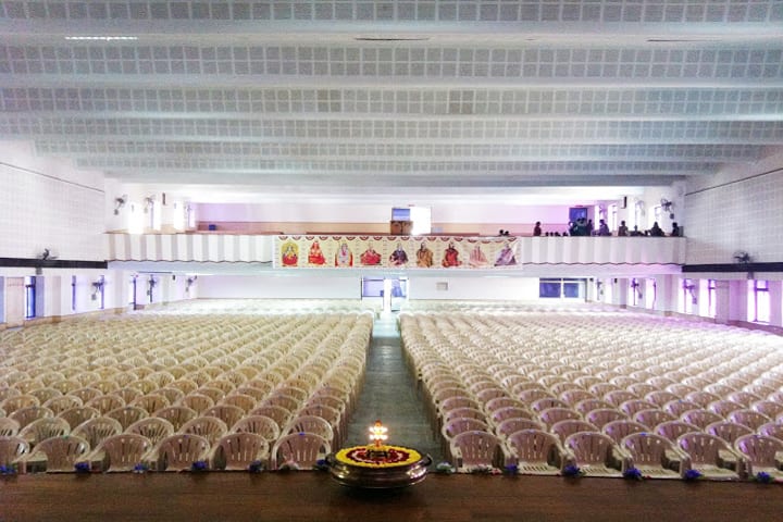 Meenakshi College for Women campus in Chennai, Tamil Nadu, India — photo 6
