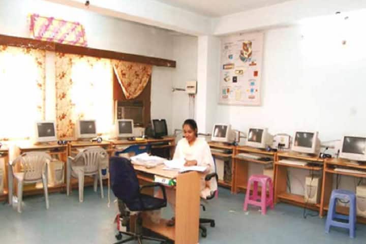 Shadan College of Education campus in Hyderabad, Telangana, India — photo 6