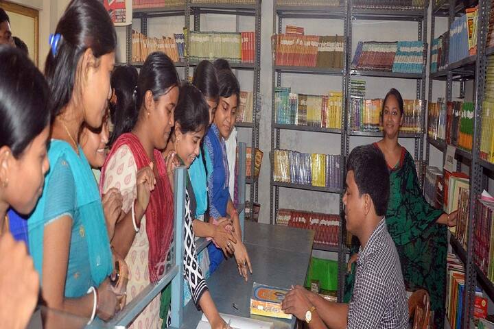 Kabiguru Rabindranath College of Education campus in Sitalkuchi, West Bengal, India — photo 5