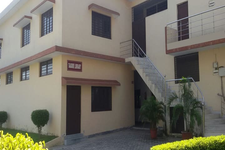 Samarth Institute for Education and Technology campus in Meerut, Uttar Pradesh, India — photo 2