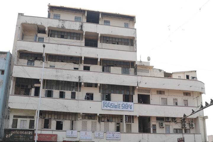 Vivekanand College of Arts campus in Ahmedabad, Gujarat, India — photo 1