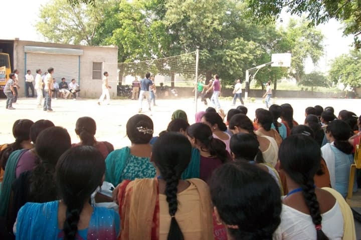 Sardar Chanan Singh Ghumman Memorial College of Education campus in Shahbaad Markanda, Haryana, India — photo 3