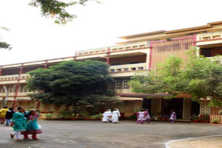 Ch SD St Theresas Autonomous College for Women campus in Eluru, Andhra Pradesh, India — photo 3