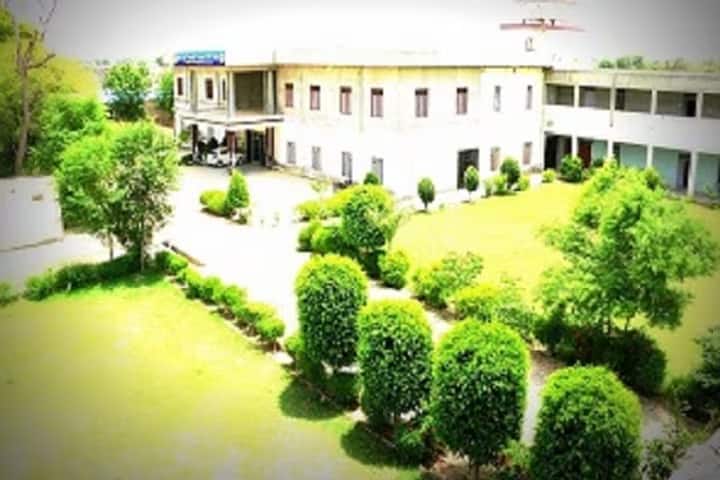 Sant Sri Prannath Parnami TT College campus in Padampur, Rajasthan, India — photo 1