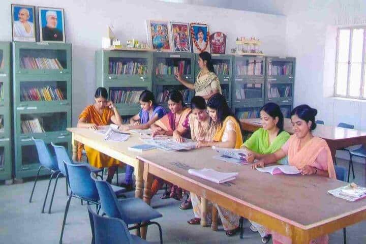 Vasundhara Mahila Shikshan Prashikshan Mahavidyalaya campus in Jaipur, Rajasthan, India — photo 3