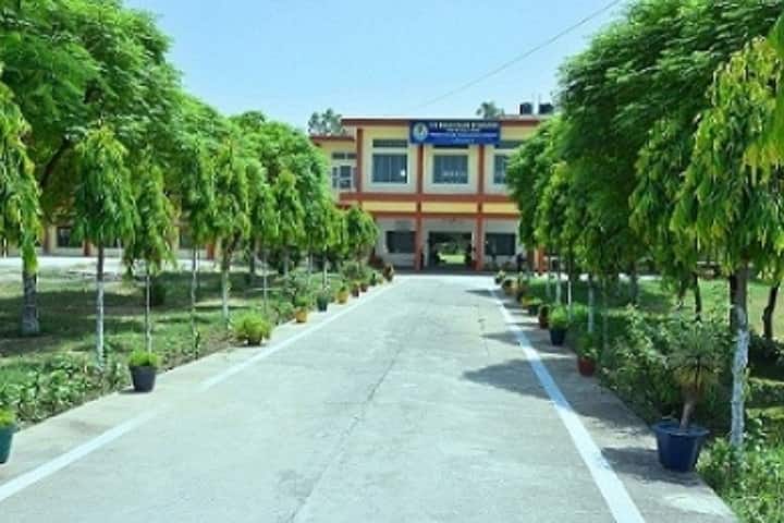 Guru Teg Bahadur Khalsa College of Education campus in Dasuya, Punjab, India — photo 1