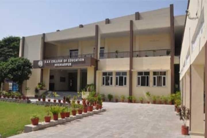 DAV College of Education campus in Hoshiarpur, Punjab, India — photo 1