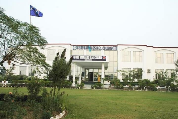 Guru Ram Dass B Ed College campus in Jalalabad, Punjab, India — photo 1