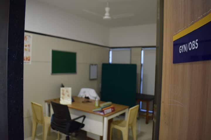 PP Savani Homoeopathic Medical College and Hospital campus in Surat, Gujarat, India — photo 2