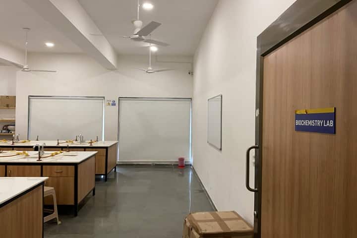PP Savani Homoeopathic Medical College and Hospital campus in Surat, Gujarat, India — photo 6