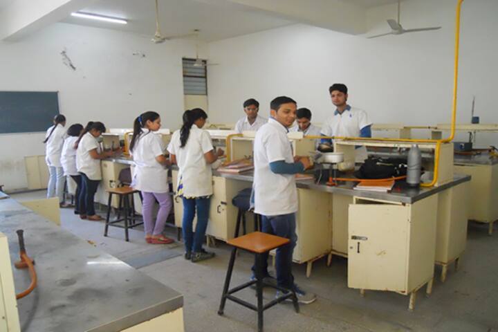 SAL Institute of Pharmacy campus in Ahmedabad, Gujarat, India — photo 5
