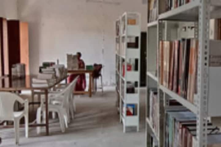 Prayag Citizen Law College campus in Allahabad, Uttar Pradesh, India — photo 5