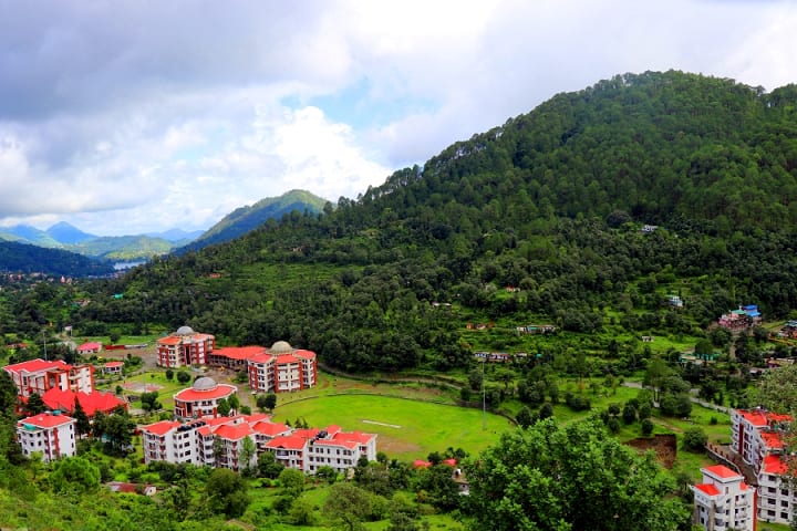 Graphic Era Hill University campus in Bhimtal, Uttarakhand, India — photo 1