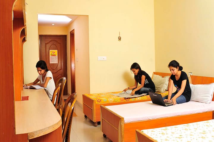Graphic Era Hill University campus in Bhimtal, Uttarakhand, India — photo 3