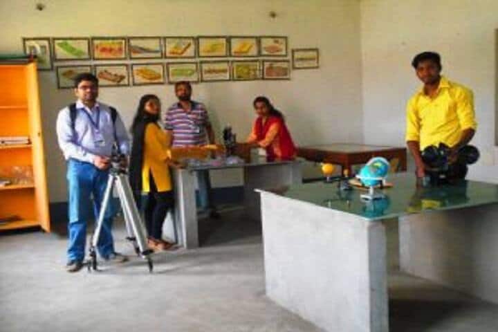 Parbati Teachers' Training Institute campus in Asansol, West Bengal, India — photo 4