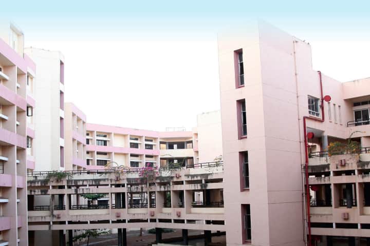 KK Wagh Institute of Engineering Education and Research campus in Nashik, Maharashtra, India — photo 2