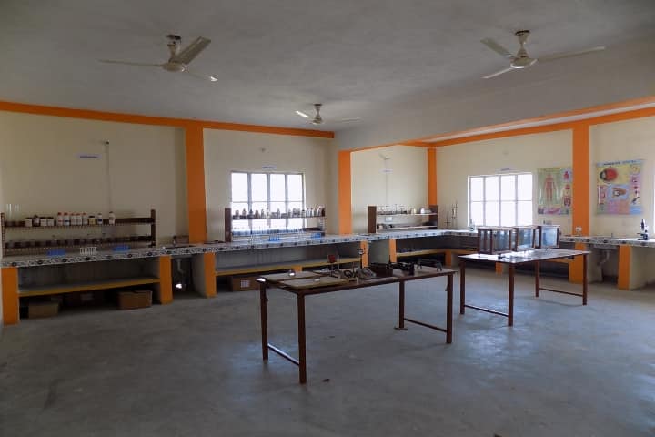 Maxford Teachers Training College campus in Dhanarua, Bihar, India — photo 2