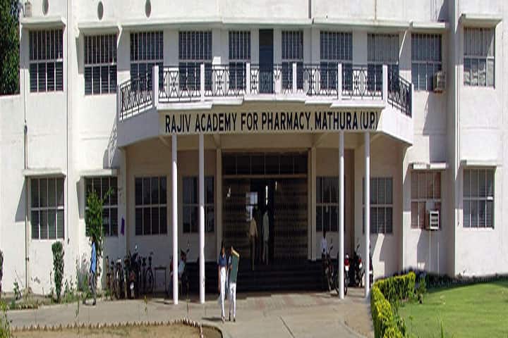 Rajiv Academy for Pharmacy campus in Mathura, Uttar Pradesh, India — photo 1
