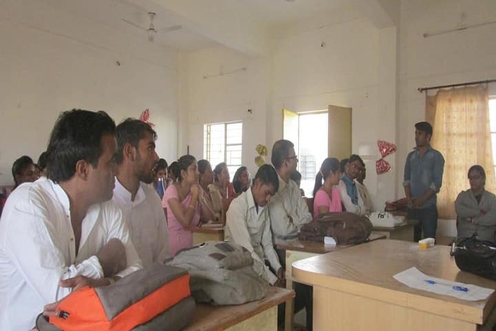 Maharishi Mahesh Yogi Vedic Vishwavidyalaya campus in Jabalpur, Madhya Pradesh, India — photo 2