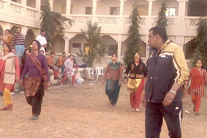 Maharishi Mahesh Yogi Vedic Vishwavidyalaya campus in Jabalpur, Madhya Pradesh, India — photo 3