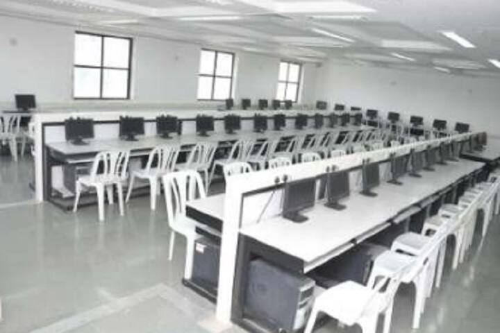 Naran Lala Institute of Teacher Education campus in Navsari, Gujarat, India — photo 3