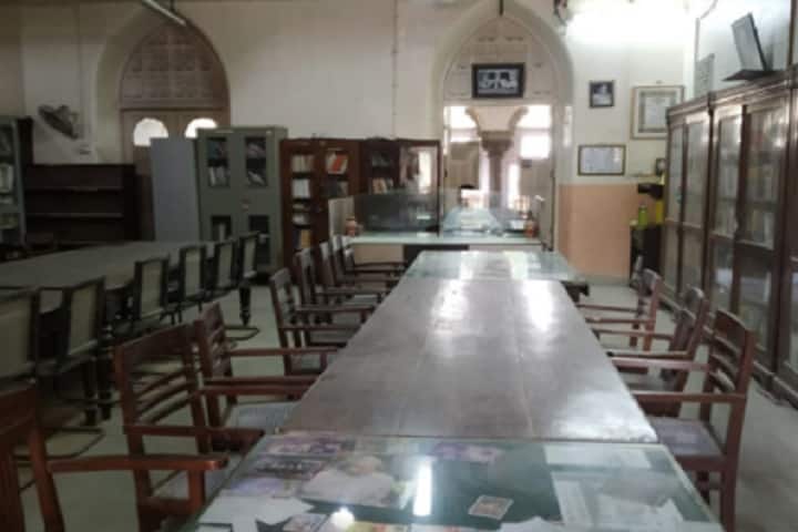 Secondary Training College campus in Mumbai, Maharashtra, India — photo 3