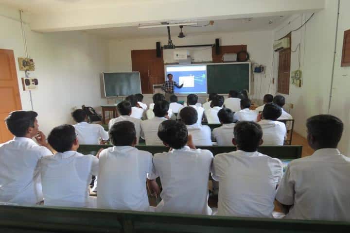 Sri Ramakrishna Mission Vidyalaya College of Education campus in Coimbatore, Tamil Nadu, India — photo 2