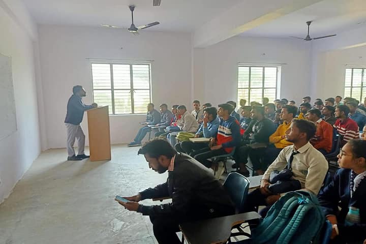 Steller Institute of Pharmacy campus in Bareilly, Uttar Pradesh, India — photo 3