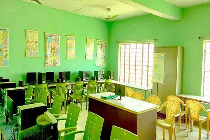 Maryada Purushotam College of Education campus in Buxar, Bihar, India — photo 4