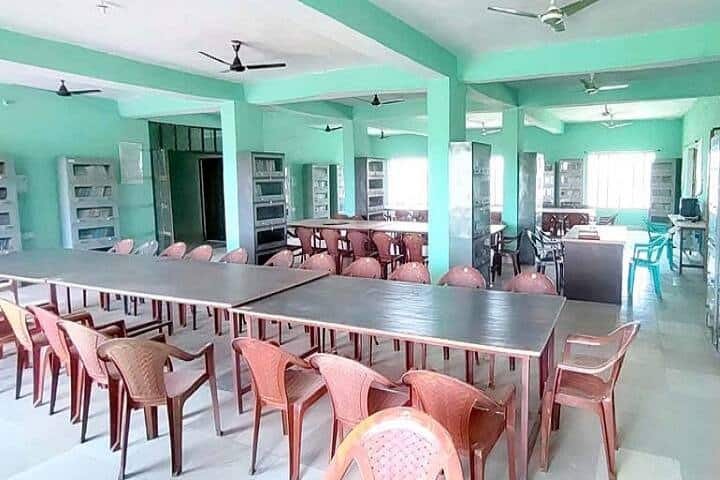 Maryada Purushotam College of Education campus in Buxar, Bihar, India — photo 5