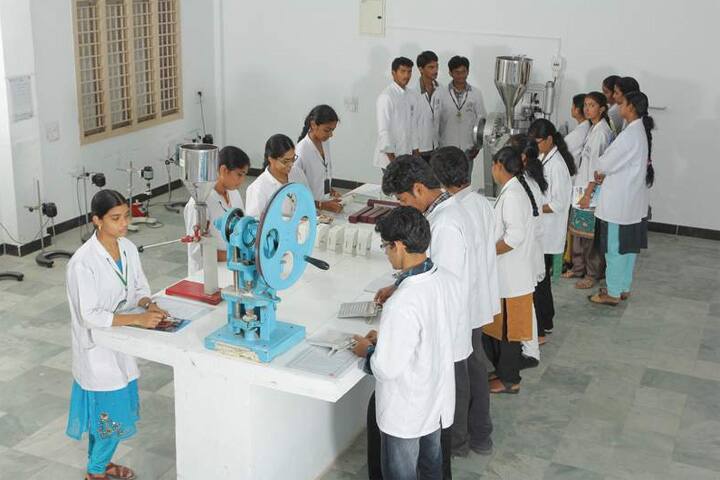 Victoria College of Pharmacy campus in Nallapadu, Andhra Pradesh, India — photo 3