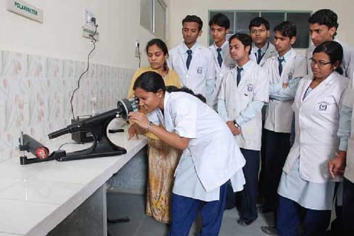SAFE Institute of Pharmacy campus in Indore, Madhya Pradesh, India — photo 5