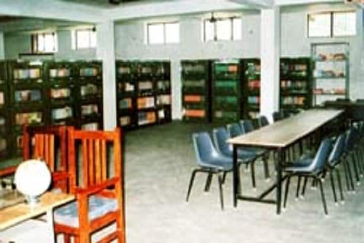 Sarla Dwivedi Mahavidyalaya campus in Kanpur Dehat, Uttar Pradesh, India — photo 4