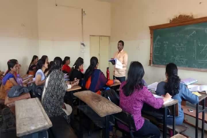 Kasturi Shikshan Sanstha's College of Education campus in Shikrapur, Maharashtra, India — photo 5
