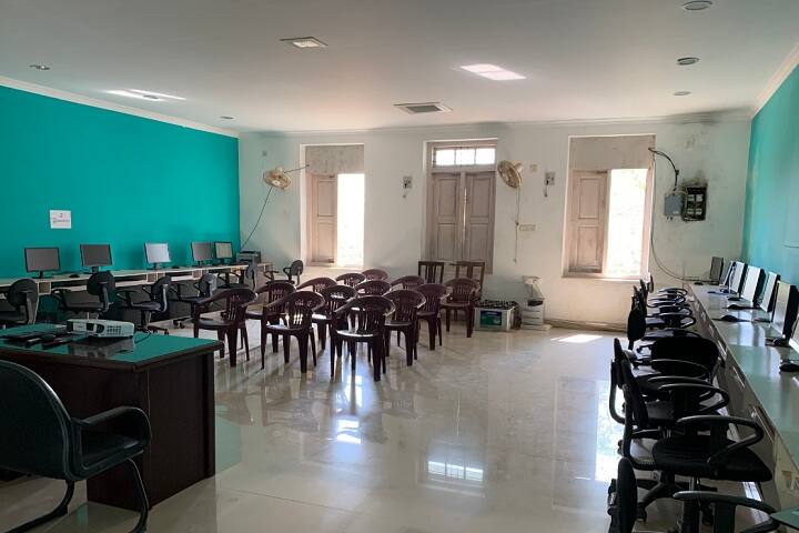 Sree Narayana College campus in Thiruvananthapuram, Kerala, India — photo 5