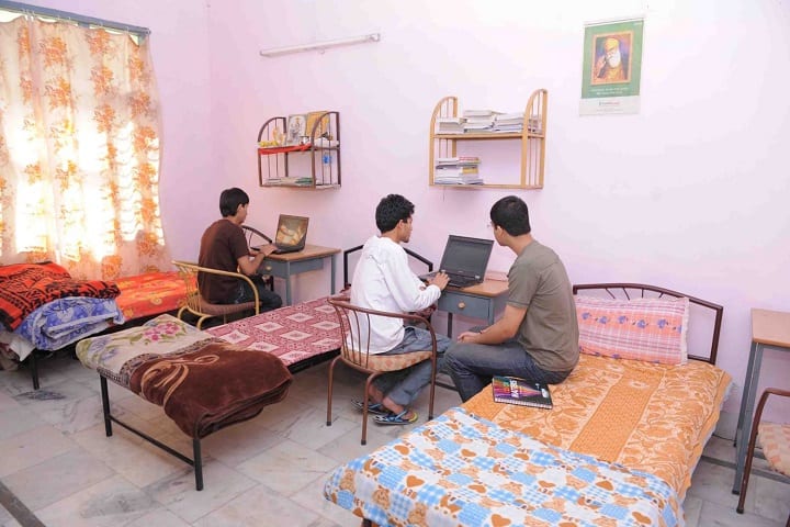 Sachdeva College of Pharmacy campus in Gharuan, Punjab, India — photo 2