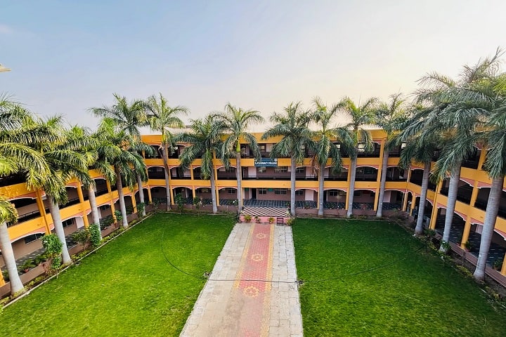 Shri Balaji Shikshan Prasarak Mandal's B Pharmacy College campus in Beed, Maharashtra, India — photo 1