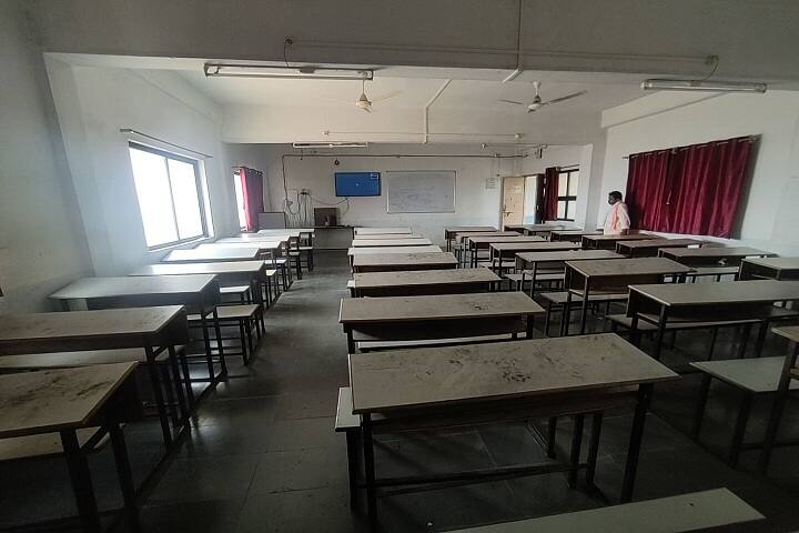 Shri Balaji Shikshan Prasarak Mandal's B Pharmacy College campus in Beed, Maharashtra, India — photo 3