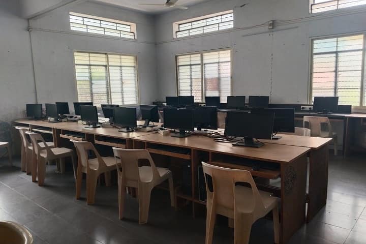 Shri Balaji Shikshan Prasarak Mandal's B Pharmacy College campus in Beed, Maharashtra, India — photo 4