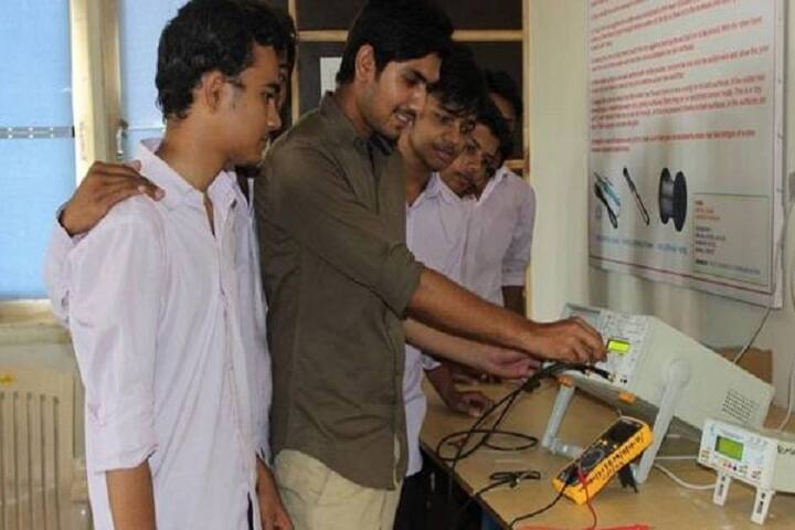 Vidhyadeep Institute of Engineering and Technology campus in Surat, Gujarat, India — photo 6