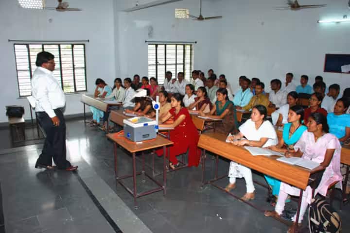 Padala Rama Reddi Law College campus in Hyderabad, Telangana, India — photo 4
