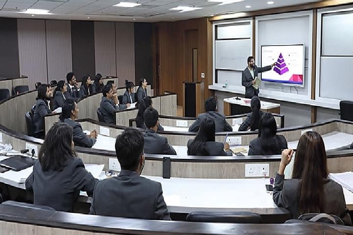 SVKM's NMIMS School of Law campus in Navi Mumbai, Maharashtra, India — photo 2