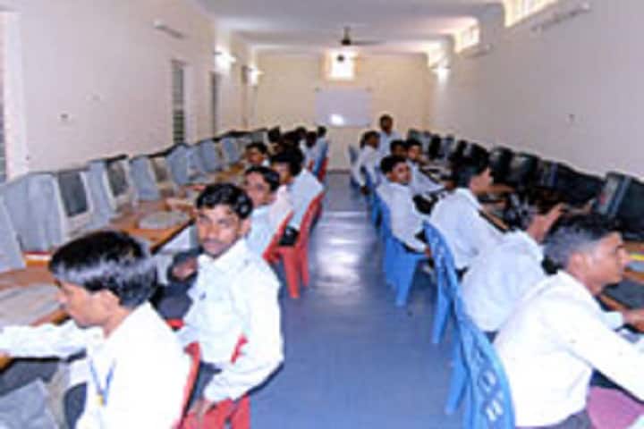 Rajiv Gandhi Vocational Education and Training College campus in Gwalior, Madhya Pradesh, India — photo 3