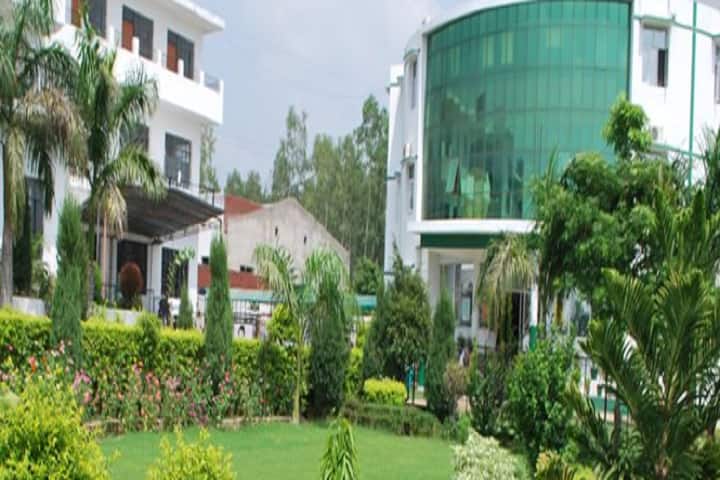 Rajiv Gandhi Memorial College of Education campus in Kathua, Jammu and Kashmir, India — photo 1