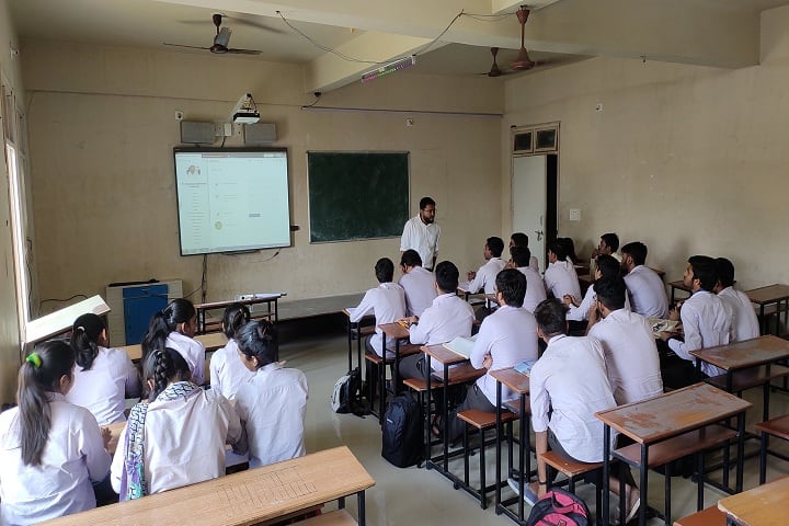 Vidhyadeep Institute of Computer and Information Technology campus in Surat, Gujarat, India — photo 4