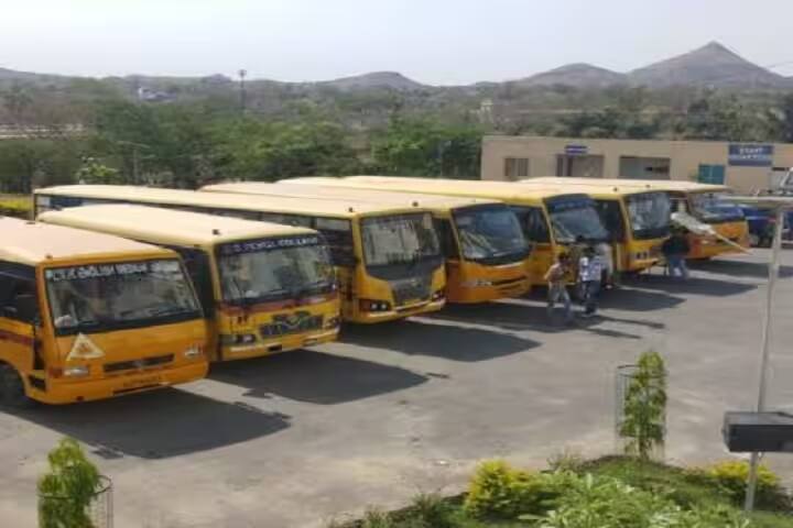 Vidhyadeep Institute of Social Works campus in Surat, Gujarat, India — photo 6