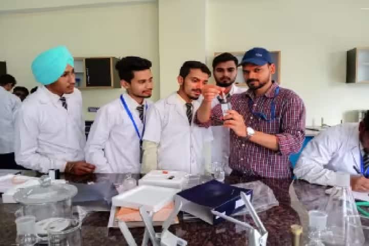Rudrapur College of Management and Technology campus in Rudrapur, Uttarakhand, India — photo 4