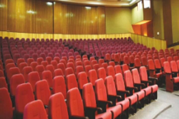 Rudra College of Pharmacy campus in Meerut, Uttar Pradesh, India — photo 1