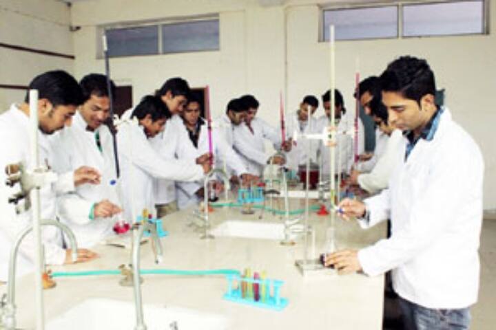 RP Institute of Pharmacy campus in Karnal, Haryana, India — photo 4